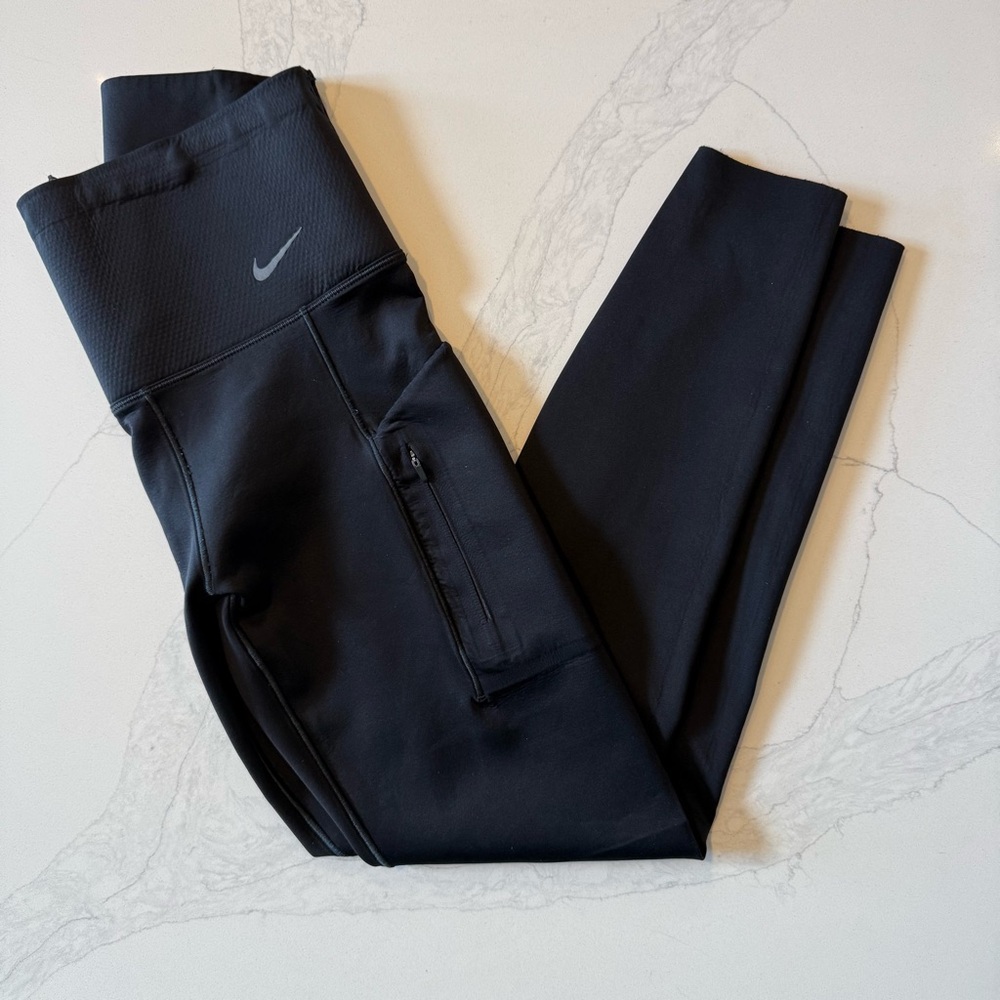 Nike Go Women's High-Waisted 7/8 Leggings with Pockets Size S EUC